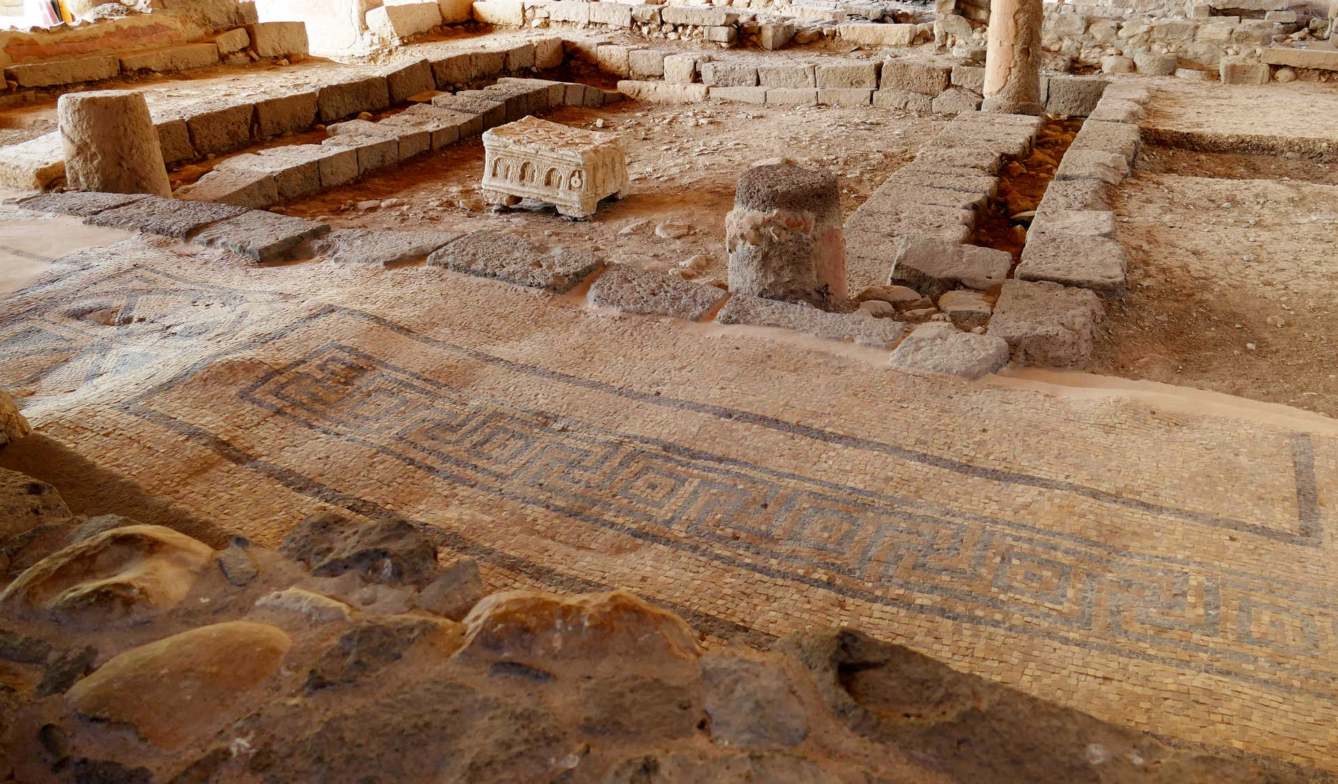 Ruins of ancient synagogue in Magdala, Israel. Photographer: Bukvoed (cropped) License: CC BY 4.0.